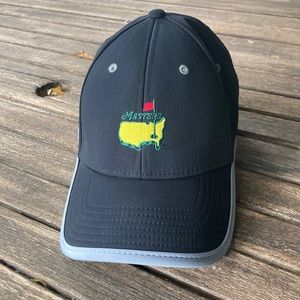 EUC black Masters Velcro adjustable hat